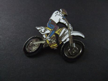 Suzuki RM125 crossmotor, startnummer 3